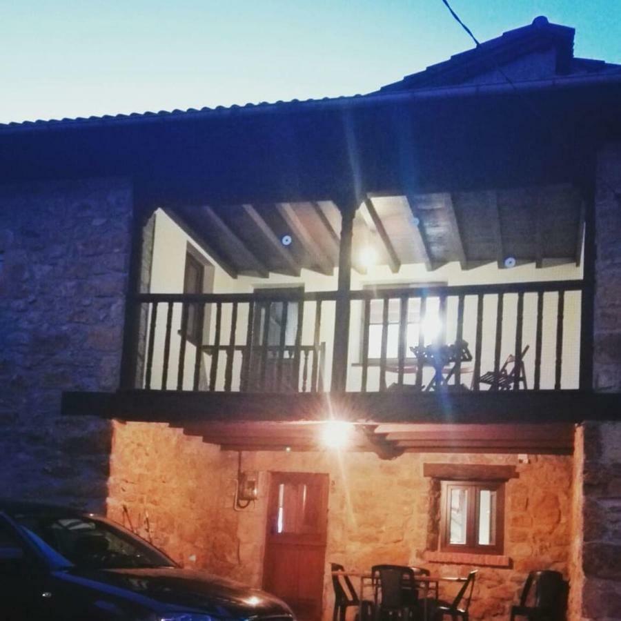 Casalacapillajelgueres Cangas de Onís Exterior foto